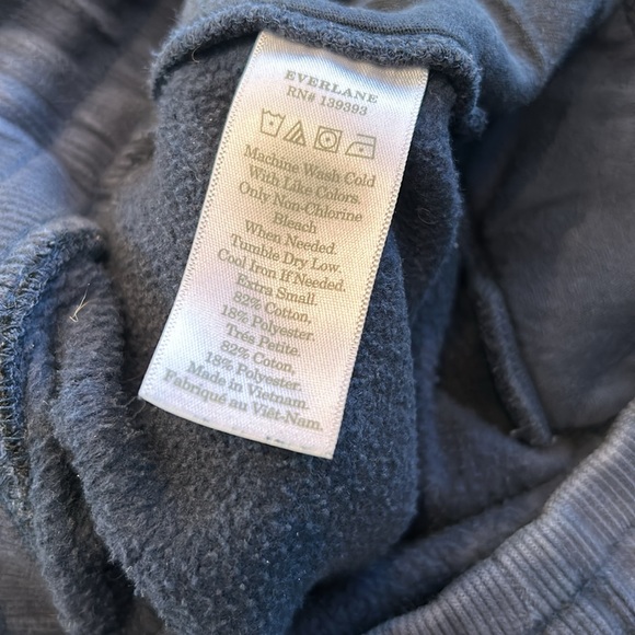 Everlane Sweatpants - Picture 9 of 9